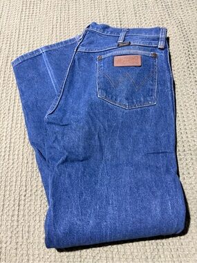 Wrangler Men's Straight Fit Dark Blue Denim Jeans